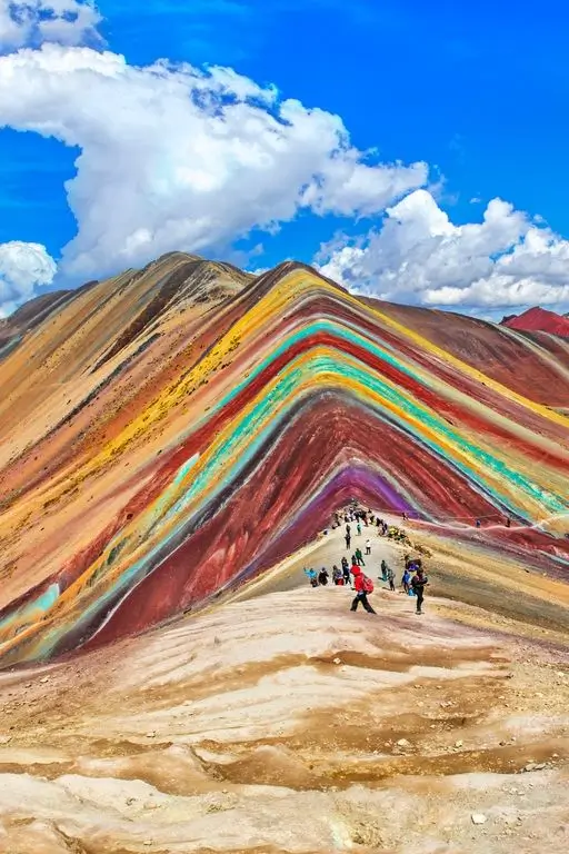 MONTAÑA DE 7 COLORES